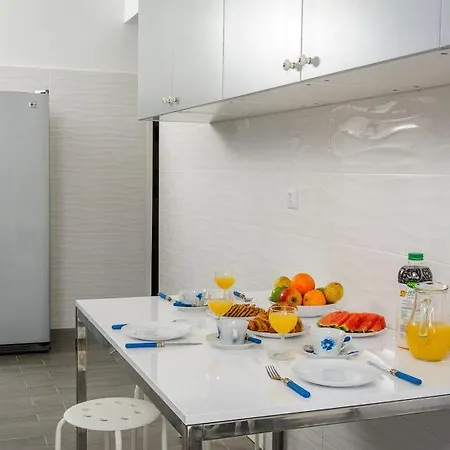 Sleeps 11 Pool Air Con Wifi Σπίτι διακοπών Birre